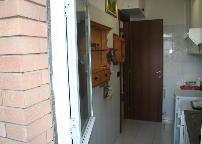 Casa Paggi アパート ラヴァーニャ